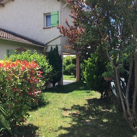 Dans Le Piemont Pyreneen Apartamento Labarthe-Inard Exterior foto