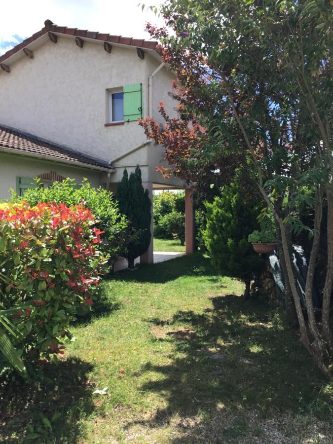 Dans Le Piemont Pyreneen Apartamento Labarthe-Inard Exterior foto