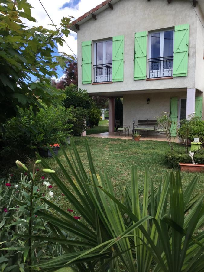 Dans Le Piemont Pyreneen Apartamento Labarthe-Inard Exterior foto
